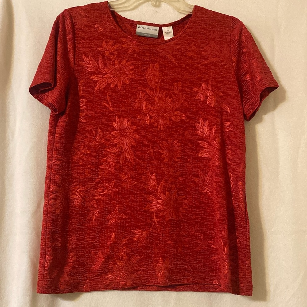 💫 Alfred Dunner Red Flower Blouse
